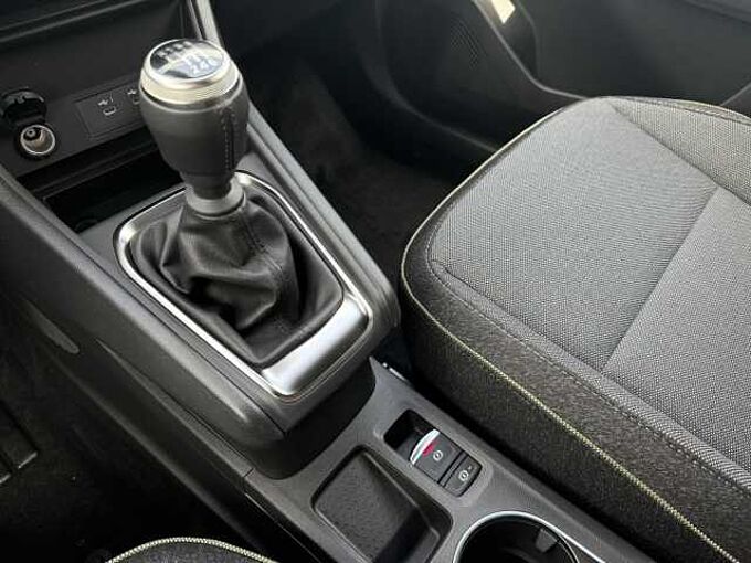 Renault Captur Techno TCe 90 *GJR*SHZ*LHZ*Kamera* 