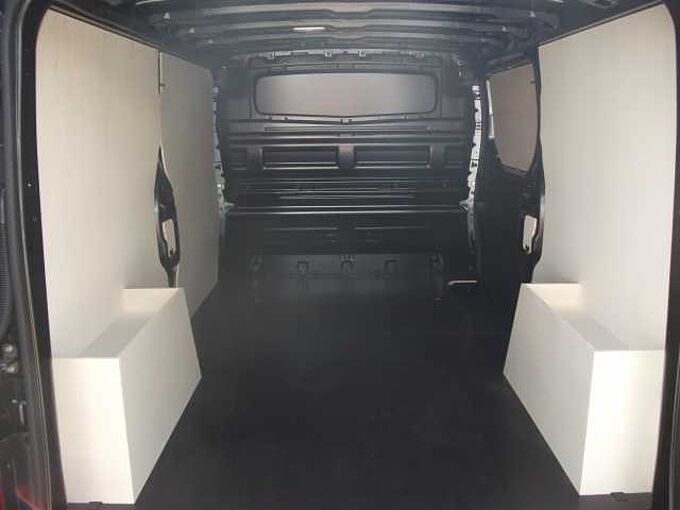 Renault Trafic Komfort L2H1 3,1t dCi130 