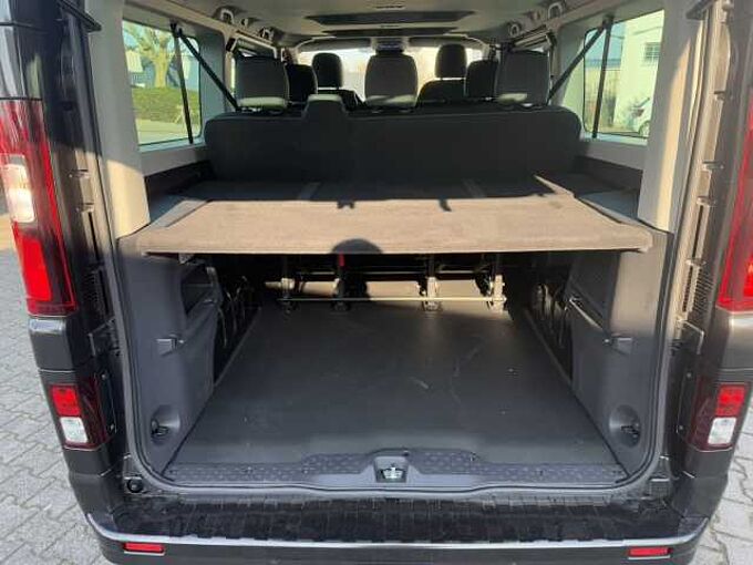 Renault Trafic Grand Evolution dCi150 'Kamera,Navi,AHK' 