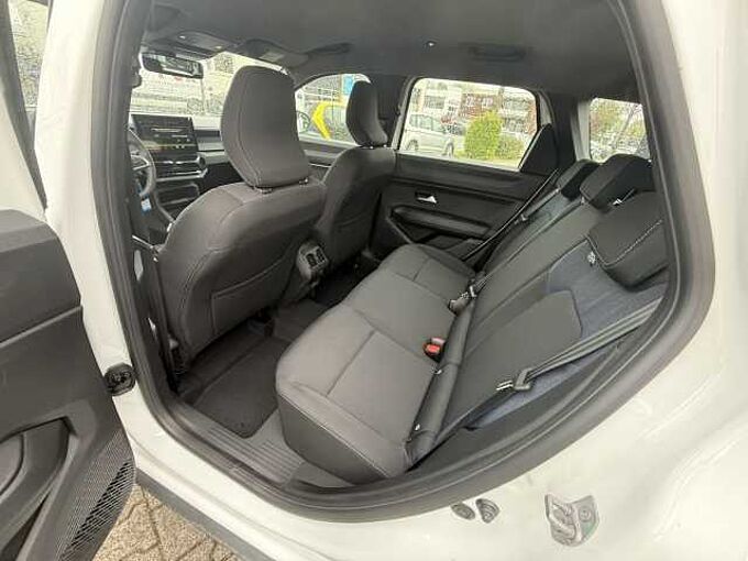 Dacia Bigster Expr. mild hybrid 140 2 Wartungen gratis 