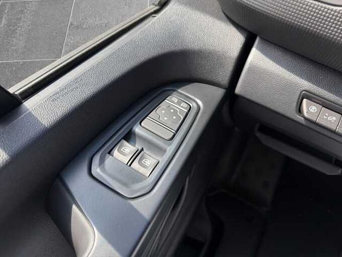 Renault Trafic Doppelkabine Komfort L2H1 3,0t 
