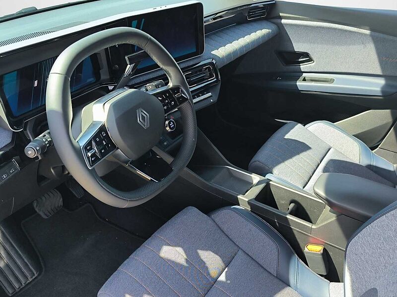 Renault R 4 E-Tech Techno 150 Comfort Range