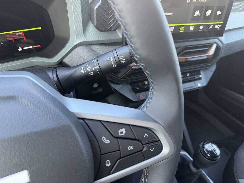Dacia Bigster Extreme mildhybrid140 2 Wartungen gratis